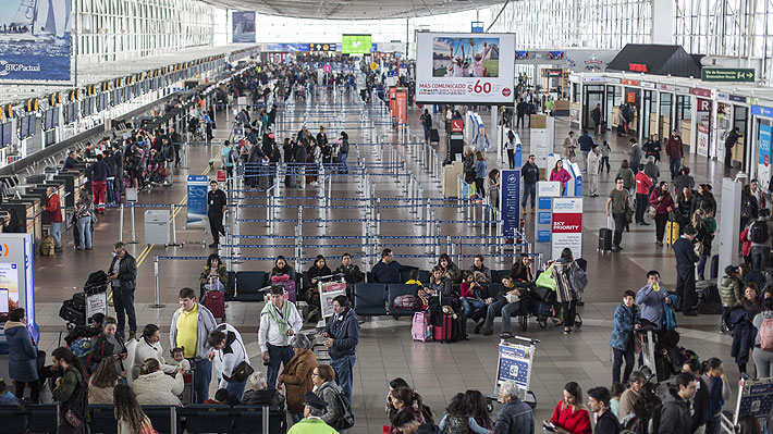 Aerolíneas celebran baja en las tasas de embarque: "Por primera vez la autoridad escucha al cliente"