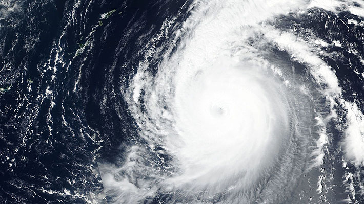 Japón se prepara para la llegada del tifón Jebi, el más potente en 25 años