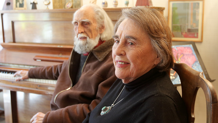 Gastón y Sylvia Soublette donan sus partituras al Archivo de Música de la Biblioteca Nacional