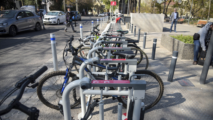 Metro inaugura un moderno sistema de estacionamiento de bicicletas que pretende "integrar" el transporte a los pasajeros