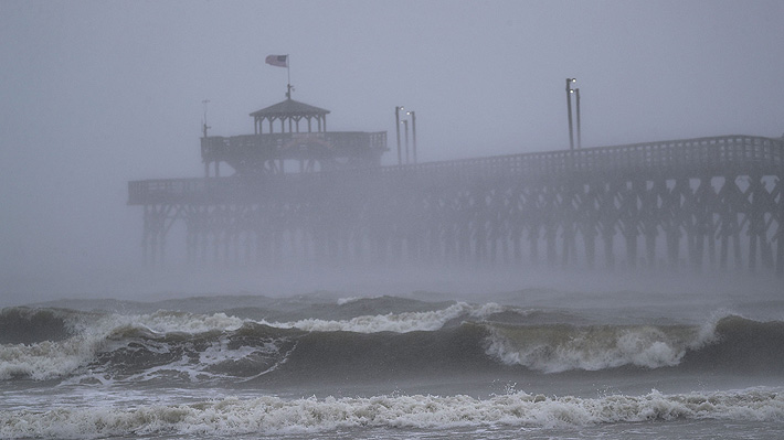 Gobernador de Carolina del Norte afirma que huracán Florence está causando "estragos"