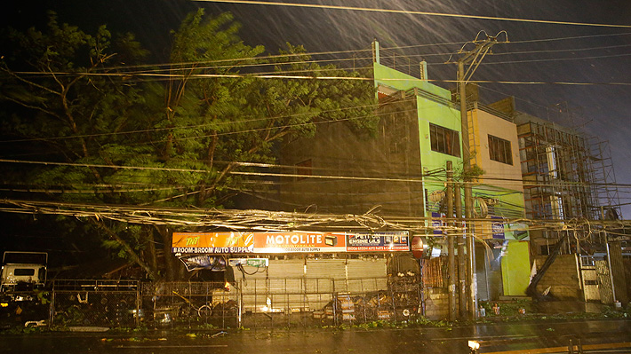 Tifón Mangkhut toca tierra en Filipinas con vientos de hasta 285 kilómetros por hora