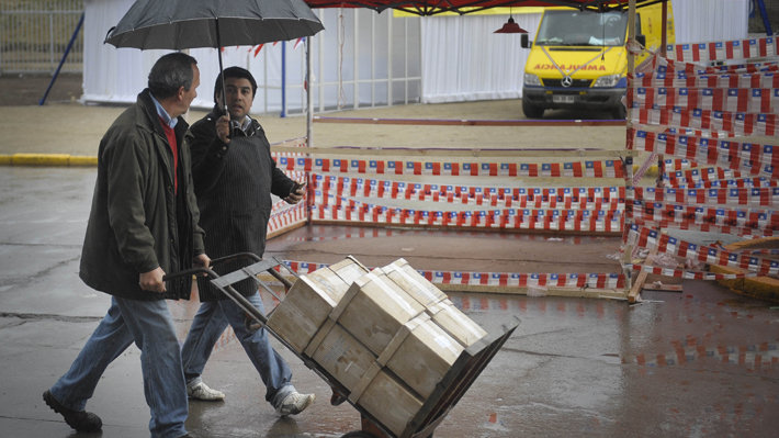 Intendencia metropolitana y Onemi decretan Alerta Temprana Preventiva por sistema frontal