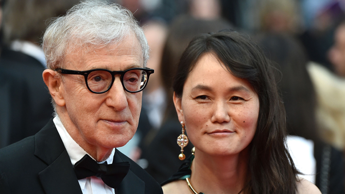 Esposa de Woody Allen e hija de Mia Farrow, rompe el silencio para defender al director