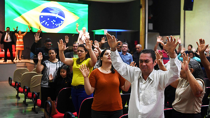 "Dios por encima de todos": Evangélicos de Brasil se cuadran con Bolsonaro de cara a las elecciones