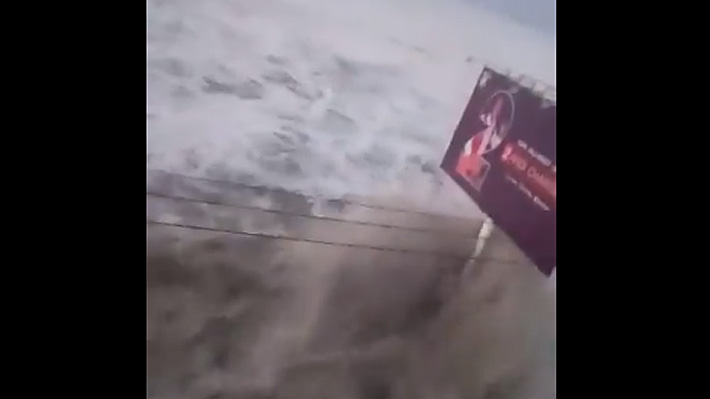 Video: Impactante registro del tsunami que afectó a la isla indonesia de Célebes