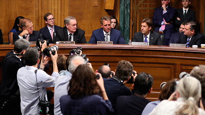 Comisión de Justicia del Senado de EE.UU. aprueba nominación de Kavanaugh a la Corte Suprema pese a acusaciones de abuso