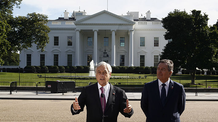Piñera regresa de gira por EE.UU., y visita Arica y Antofagasta previo al fallo de La Haya