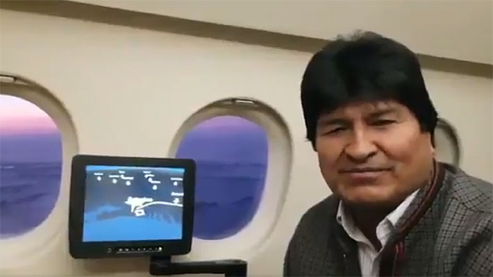 Evo Morales llega a La Haya: "Seguro que habrán buenas noticias para el pueblo boliviano"