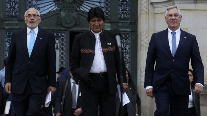 Analistas opinan: ¿Cómo debería afrontar Bolivia las relaciones con Chile tras el fallo de La Haya?
