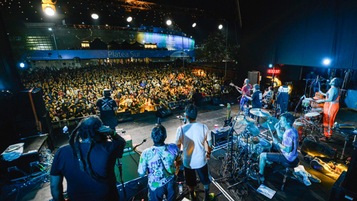 El rock nacional y latinoamericano se luce en grande en el debut del Cosquín Rock en Chile