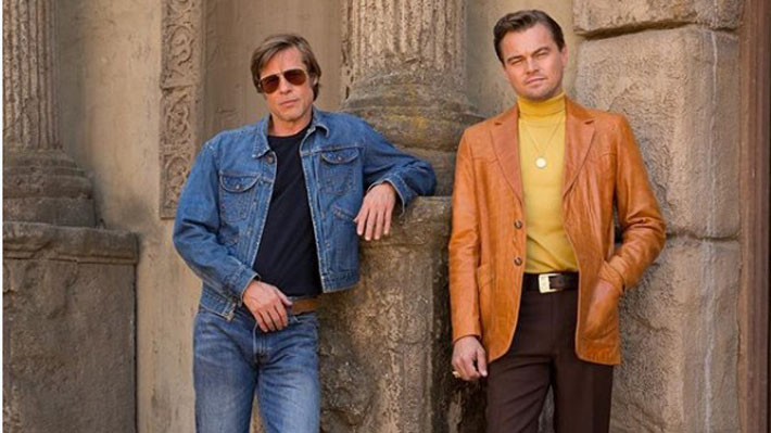 Leonardo DiCaprio y Brad Pitt se lucen al estilo de los años '60 en nuevas imágenes de cinta de Tarantino