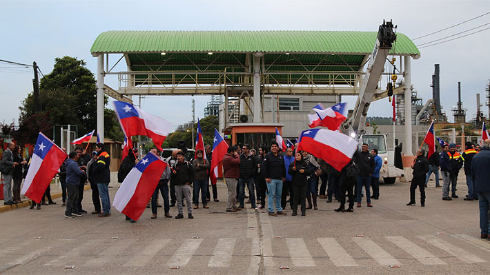 Trabajadores de Enap cortan acceso a refinería Aconcagua de Concón y terminal marítimo de Quintero