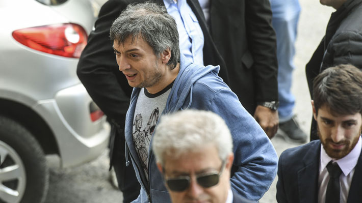 Hijo de Cristina Fernández declara ante la justicia por el caso de "los cuadernos de las coimas" en Argentina