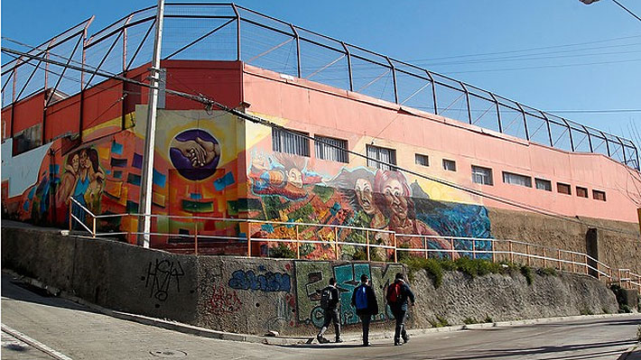 Maltratos, consumo de drogas y sobrepagos: Contraloría revela anomalías en centros del Sename en Valparaíso