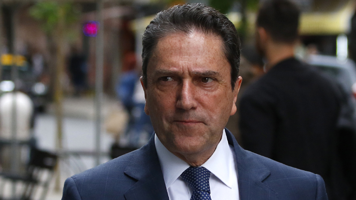 Ex ministro Gómez declaró como imputado ante fiscalía por caso Ascar