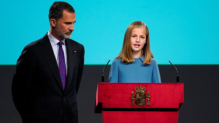 Princesa Leonor debutó en un acto oficial leyendo el artículo 1 de la Constitución española
