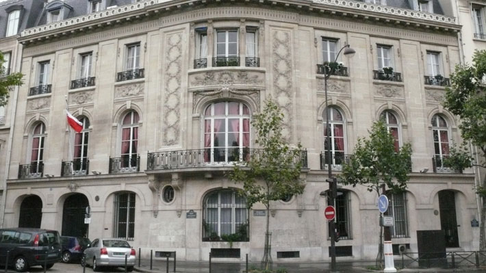 A propósito de Francia: Las otras designaciones pendientes en las embajadas chilenas