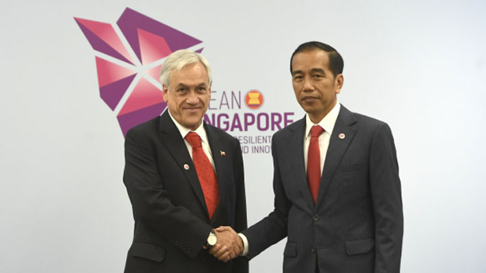 Piñera busca tender puentes entre las economías de Asia y la Alianza del Pacífico en extensa jornada en Singapur