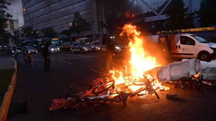 Manifestación en Plaza Italia por muerte de comunero en La Araucanía termina con incidentes