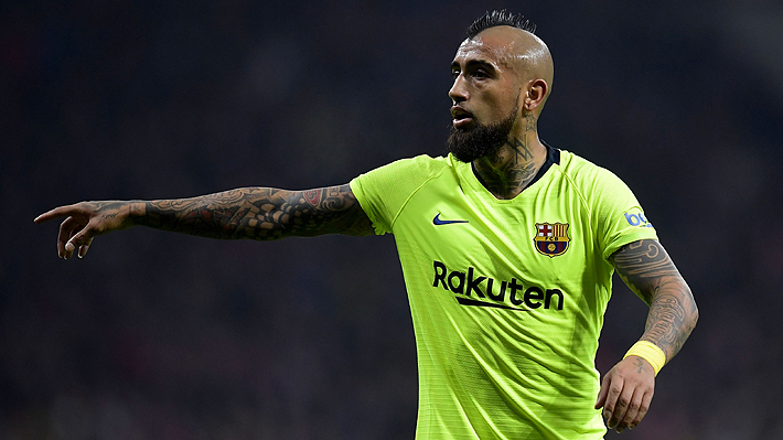 Salida de Vidal coincide con el gol del agónico empate que consiguió el Barcelona como visita ante el Atlético de Madrid