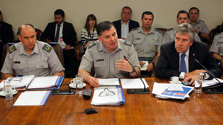 General Martínez descarta "ruido de sables" al interior del Ejército tras instar a defender sistema previsional