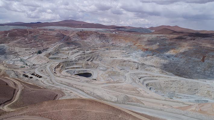 Teck consigue socio para impulsar megaproyecto minero Quebrada Blanca en el norte de Chile