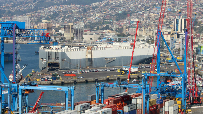 Gobierno pide renuncia a presidente de Empresa Portuaria de Valparaíso en medio de paro de TPS