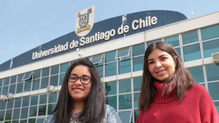 Alumnos de la U. de Santiago votan para elegir nueva federación: Por primera vez dos mujeres disputan la presidencia