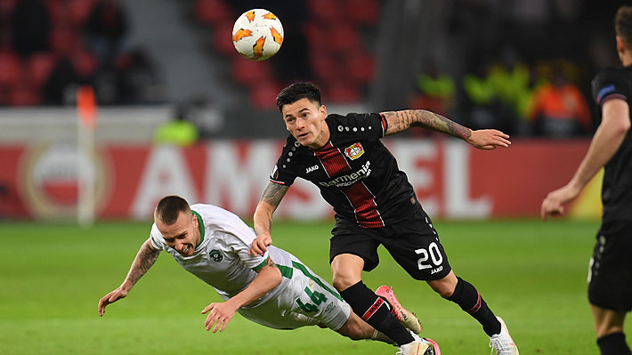 Sitio de la Bundesliga destaca regreso a Aránguiz a las canchas: "Hizo resurgir a un Leverkusen en apuros"