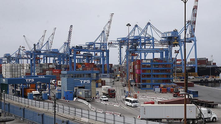 Paro de trabajadores eventuales en Valparaíso: Cómo es el perfil de los portuarios en Chile