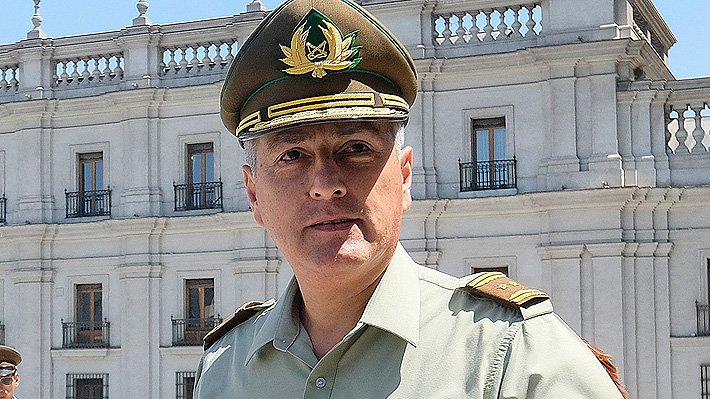 General Rozas envía mensaje a carabineros en primer día hábil al mando: "Estoy muy orgulloso de ustedes"