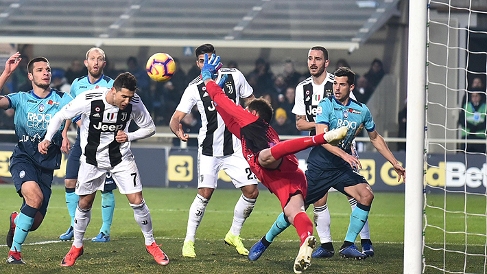Mira el gol con el que Cristiano Ronaldo le dio el empate a la Juventus a poco del final en duelo ante Atalanta por el Calcio