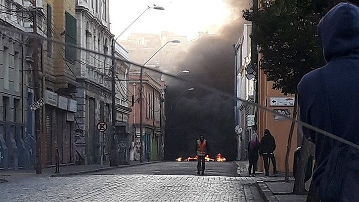 Trabajadores portuarios retoman movilizaciones en Valparaíso tras acusar incumplimiento del acuerdo por parte de TPS