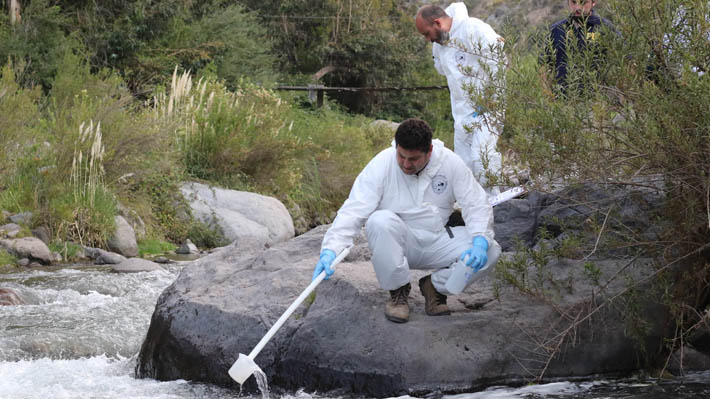 Aguas Cordillera presenta denuncia contra quienes resulten responsables por contaminación del río Mapocho