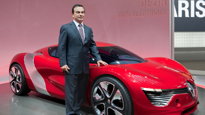 Carlos Ghosn acepta dimitir de Renault en vísperas de su destitución
