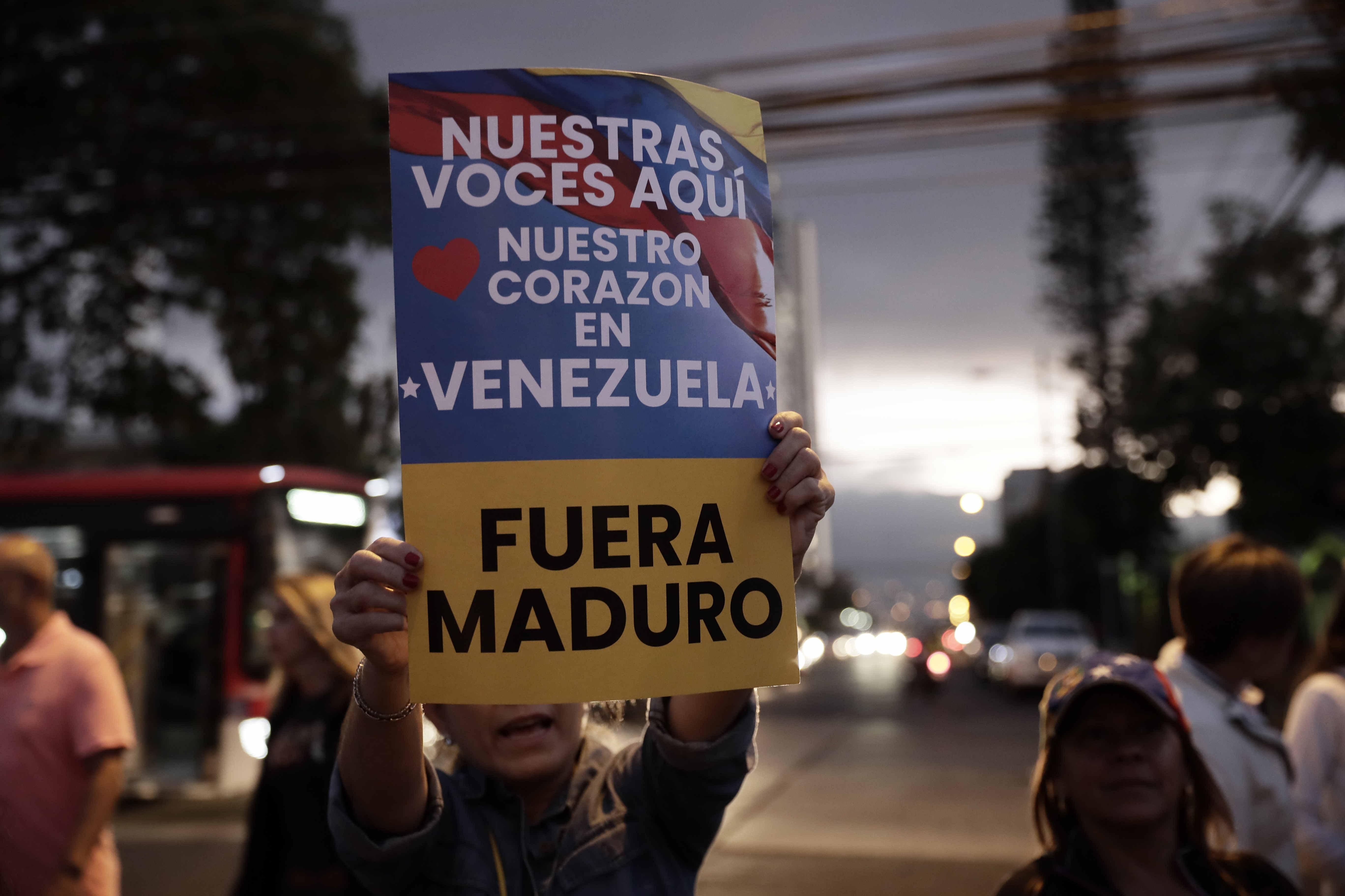 Ex alcalde opositor y situación en Venezuela: "Primera vez en 20 años que hemos visto la solidaridad del mundo"