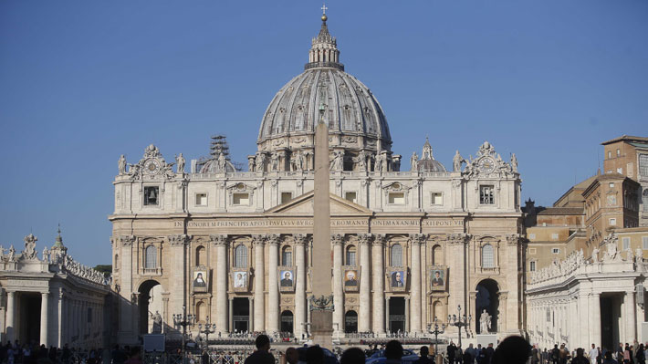Miembro de entidad que investiga casos de abuso en la Iglesia Católica renuncia tras acusación de ex monja