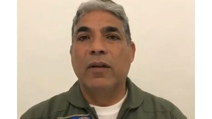 Ex alto funcionario de las FF.AA. de Venezuela "desconoce" a Maduro y respalda a Guaidó