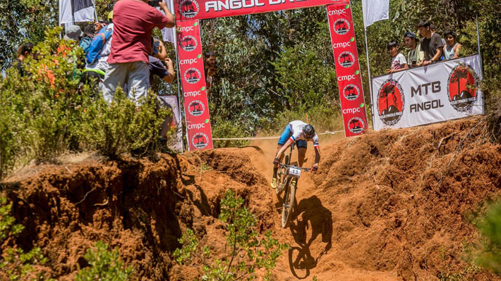 Martin Vidaurre Se Lucio Y Obtuvo El Segundo Lugar En La Copa Chile Internacional De Mtb En Angol Emol Com