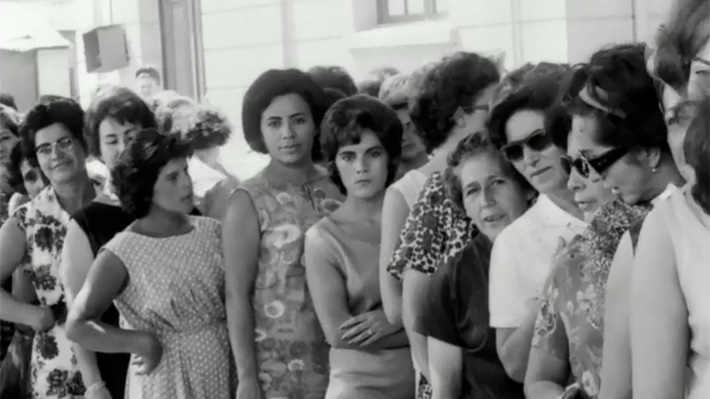 Publican videos inéditos de Chile entre los años 50 y 70: Funerales de Alessandri, fiestas populares y más