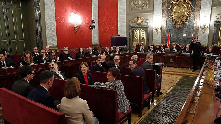 Comienza el histórico juicio a líderes separatistas catalanes sin la presencia de Puigdemont