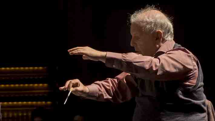 Director Daniel Barenboim se defiende de críticas por su temperamento: "Buscan evitar que permanezca en Berlín"