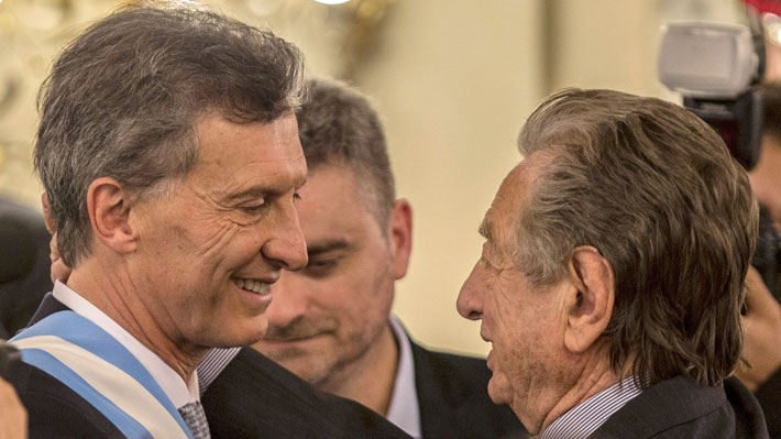 Mauricio Macri viaja a Buenos Aires para participar en los funerales de su padre