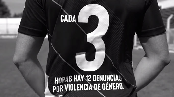 Equipo de fútbol uruguayo y su campaña por el Día de la Mujer: Camisetas ahora llevan cifras sobre la desigualdad de género