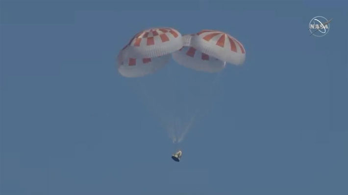 La cápsula para tripulaciones de SpaceX logra un regreso exitoso a la Tierra tras una semana en la Estación Espacial