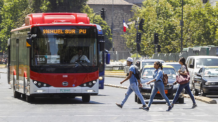 Nuevo nombre e imagen del Transantiago: Desde la próxima semana se llamará "Red"