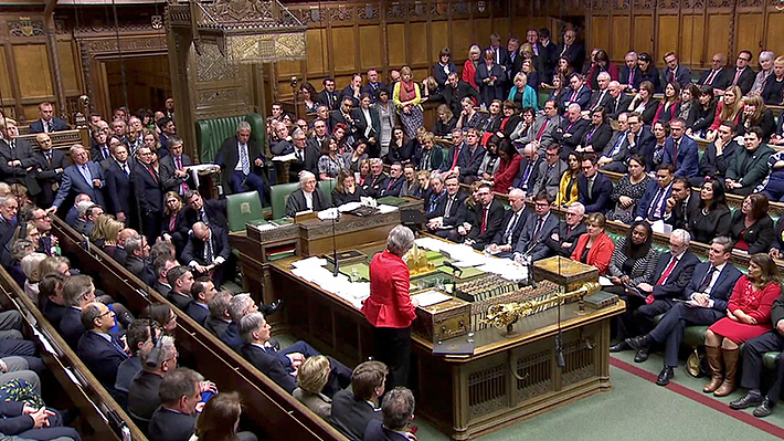 Parlamento británico rechaza nuevamente acuerdo por el Brexit y complica a May