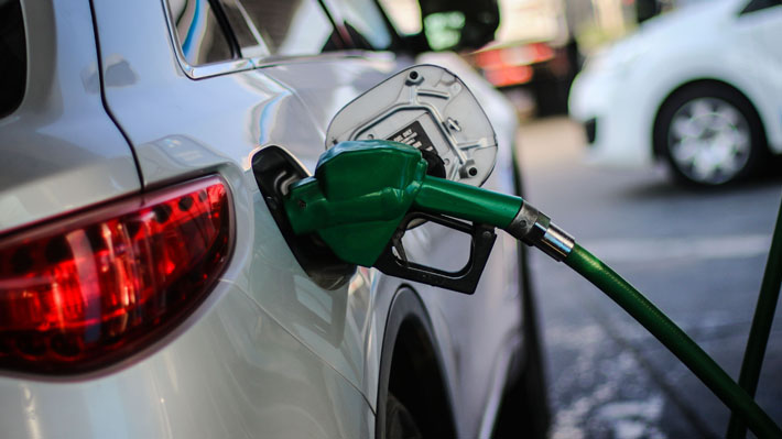 Bencinas: Precios de los combustibles subirán por segunda semana consecutiva desde este jueves