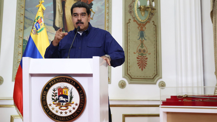 Maduro pide a sus ministros poner cargos a disposición para realizar una "reestructuración profunda"